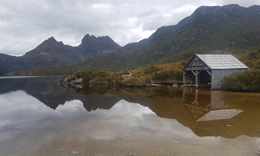 Image 2: 2 Day Cradle Mountain Tour