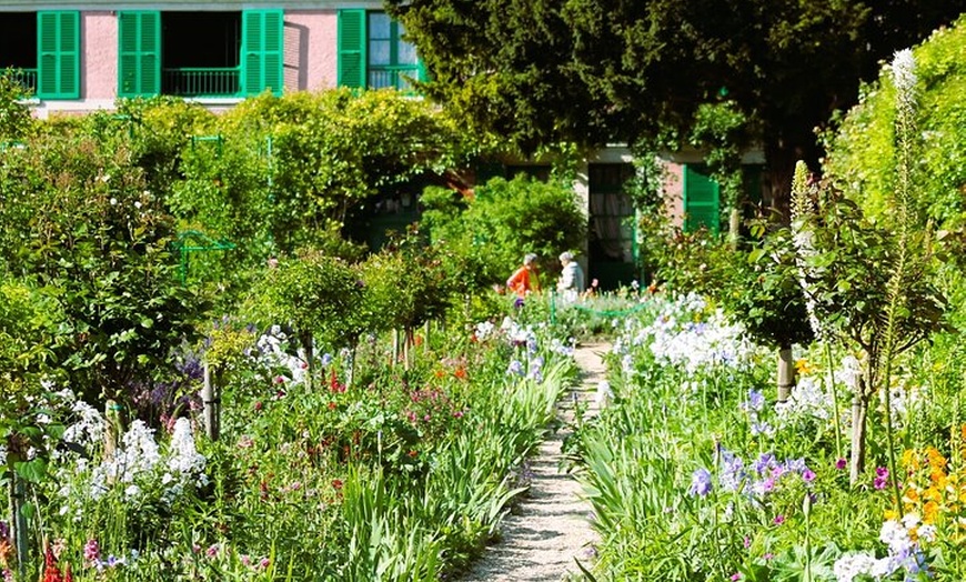 Image 3: De Paris: Jardin de Giverny Monet en petit groupe 5 heures