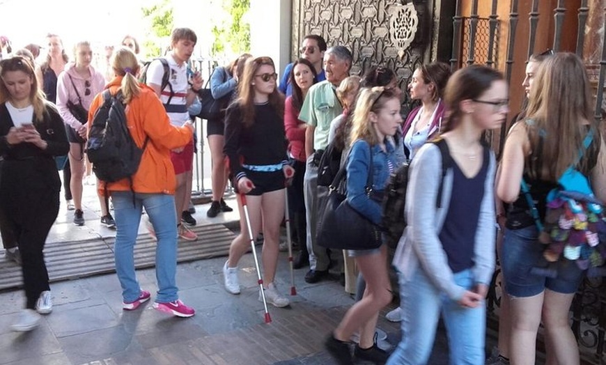 Image 9: Catedral de Sevilla, Giralda y Plaza de Toros Real Maestranza