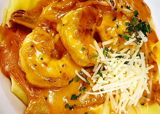 5% Cash Back at Manera's Restaurant