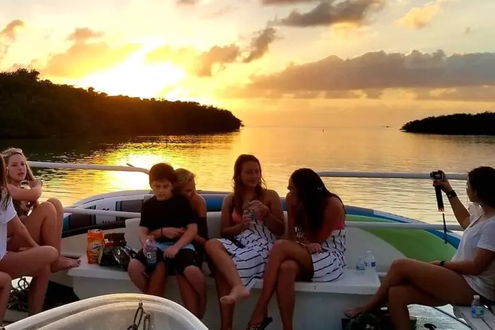 Islamorada: Sunset Cruise Bayside of island & Millionaire homes - Primary Image