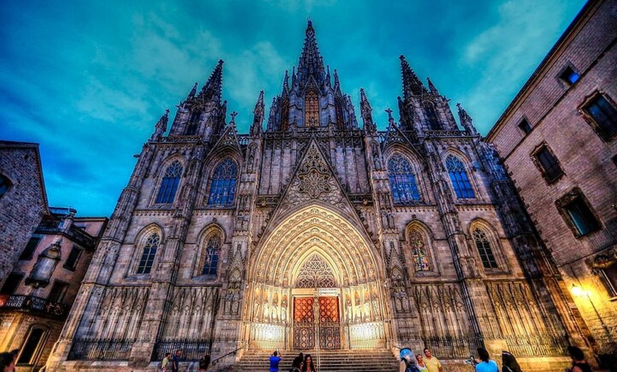 Image 3: Tour Bicicleta Eléctrica por Lugares Históricos de Barcelona