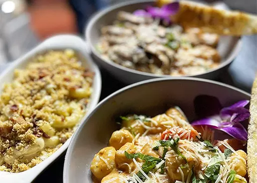 5% Cash Back at Aura Bar & Kitchen