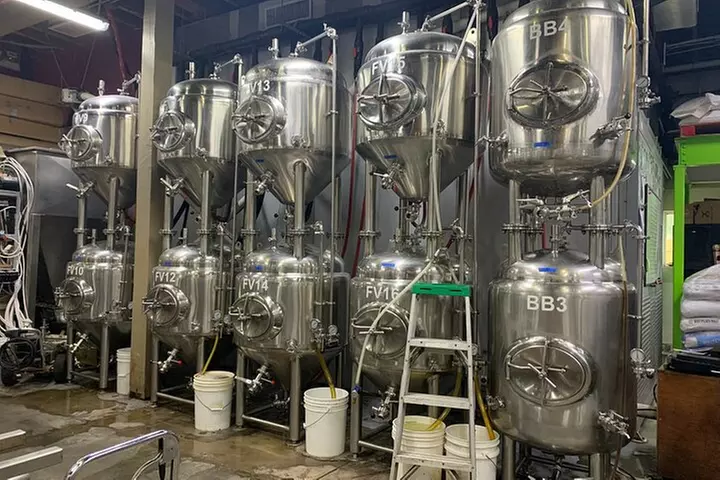 Sanford's Craft Beer and History Tour