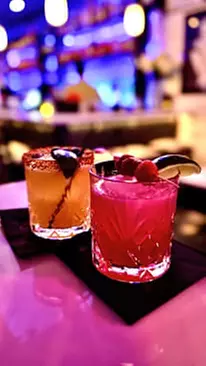5% Cash Back at Aura Bar & Kitchen