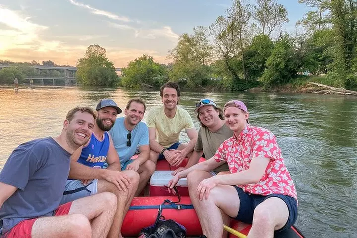 Floating Bar Crawl Tour - Primary Image