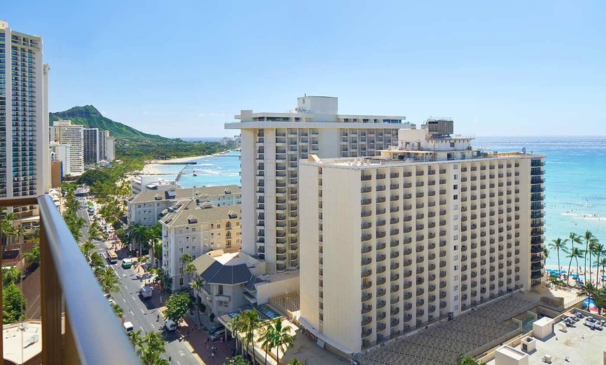 Image 16: ✈ HAWAII | Honolulu - OUTRIGGER Waikiki Beachcomber Hotel 4* - Pisc...