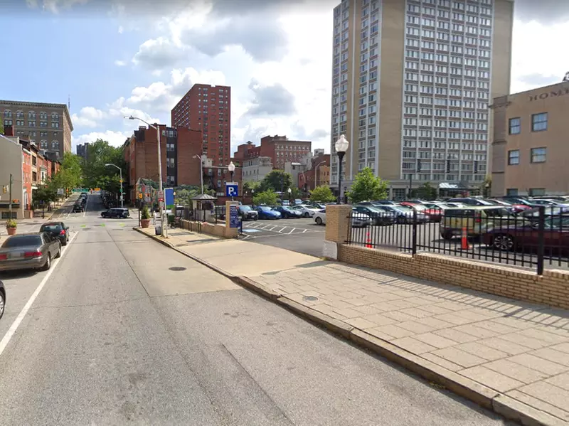 Parking at The Walters Art Museum Lot - Primary Image