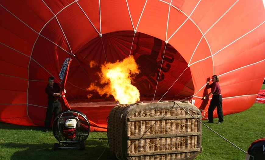 Image 2: Hot Air Balloon Flight from Templecombe, Dorset