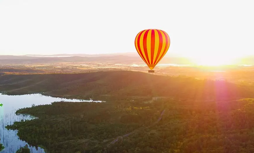 Image 3: Gold Coast Hot Air Ballooning, Bubbles & Go