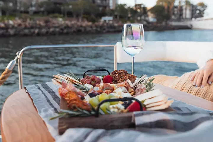 Luxury Shared E-Boat Cruise with Wine, Charcuterie & Sea Lions Spot...
