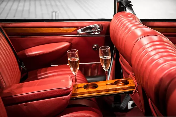 Visite privée de luxe de Bordeaux dans une magnifique Citroën DS - 2 heures - Second Medium