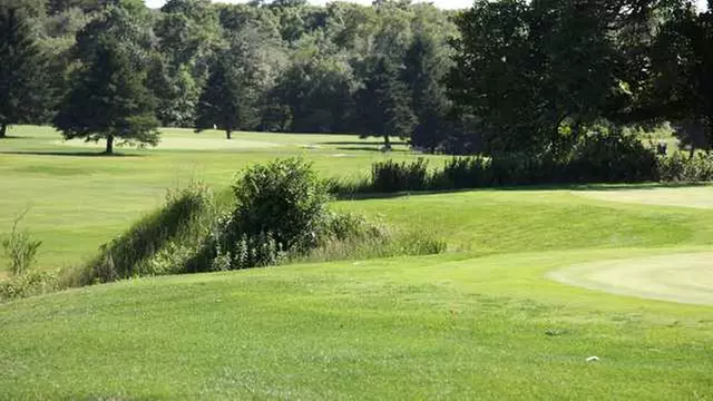 Online Booking - Round of Golf at Laurel Lane Country Club