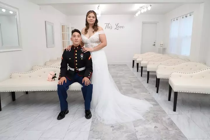 Quickie Las Vegas Wedding at Paradise Wedding Chapel