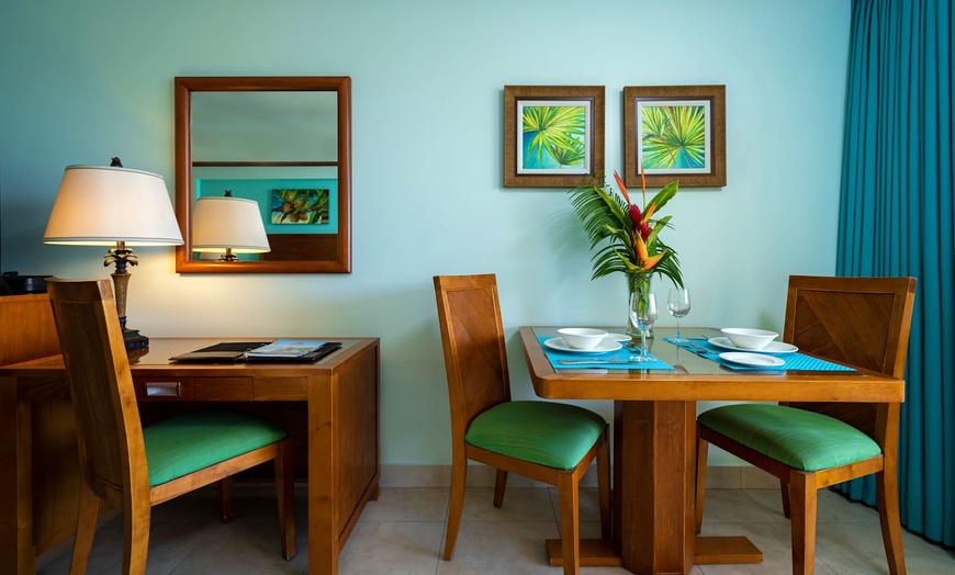 Image 5: ✈ BARBADE | Christ Church - Yellow Bird 3*, 5 nuit - Vue panoramique