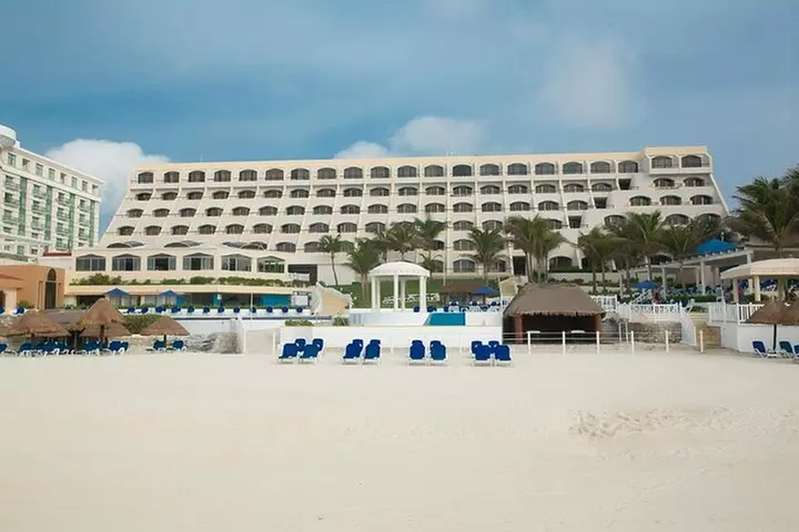 Cancun Airport and Golden Parnassus Cancun Private Shuttle - Primary Image