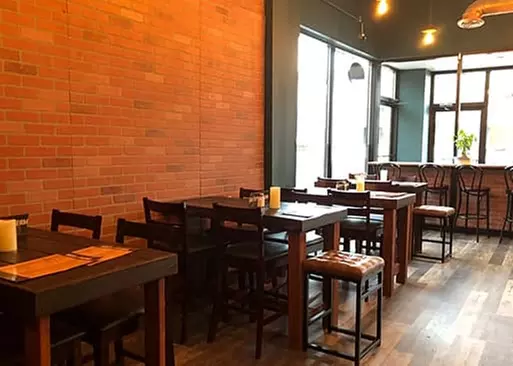 5% Cash Back at Brick & Barrel Bistro