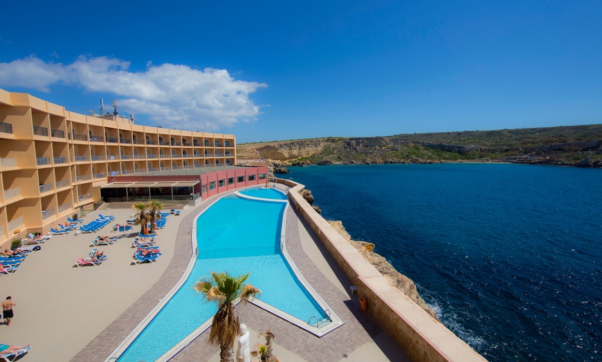 Image 10: ✈ MALTA | Mellieha - Paradise Bay Hotel 4* - Seafront