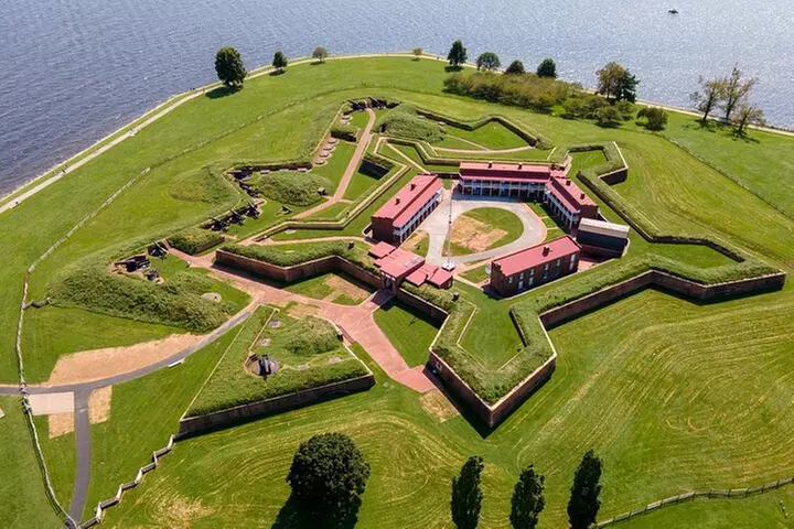 Baltimore Walking & Driving Self-Guided Audio Tour