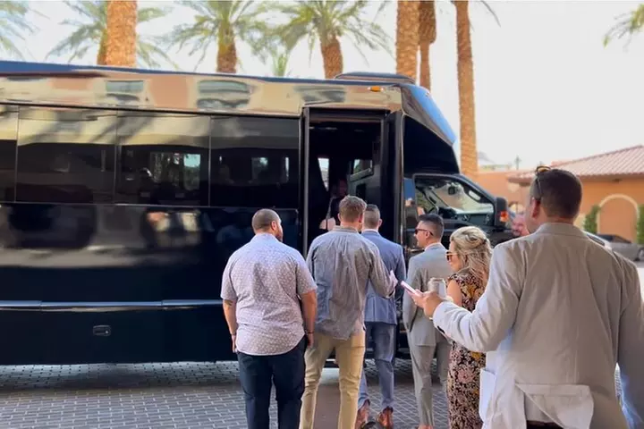 Las Vegas Nightclub VIP Entry with Party Bus