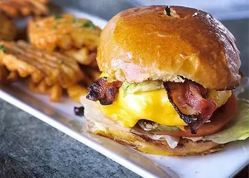 5% Cash Back at Tommy Joe's