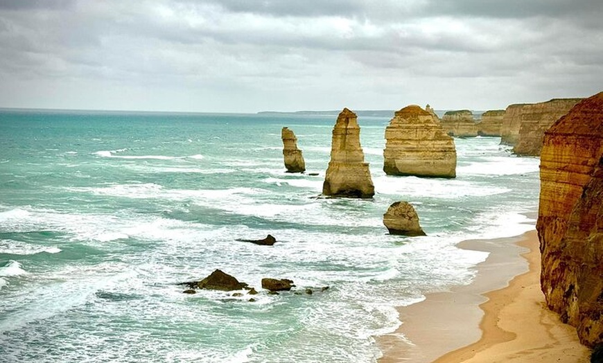 Image 1: Small Group Great Ocean Road Full Day Tour Lunch Included