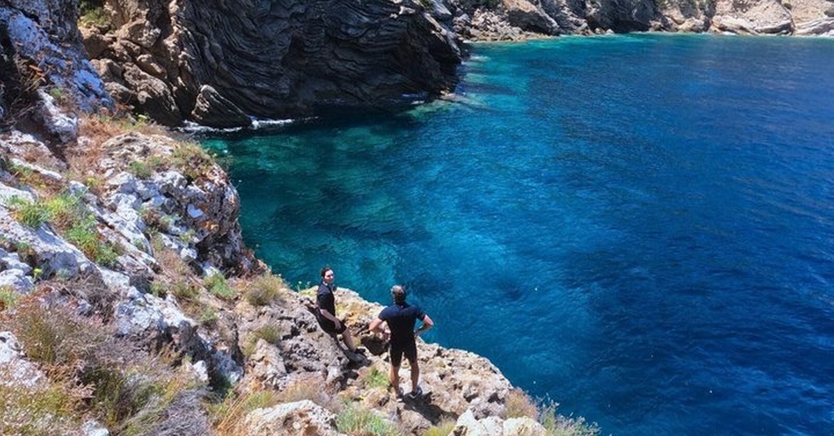 Aventura de senderismo en Cala Blanca, Ibiza