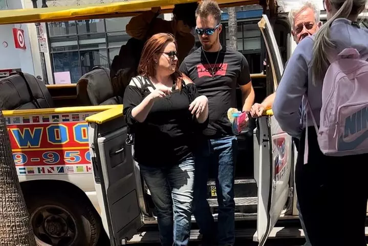 2-Hour Shared Celebrities Home Tours in Hollywood