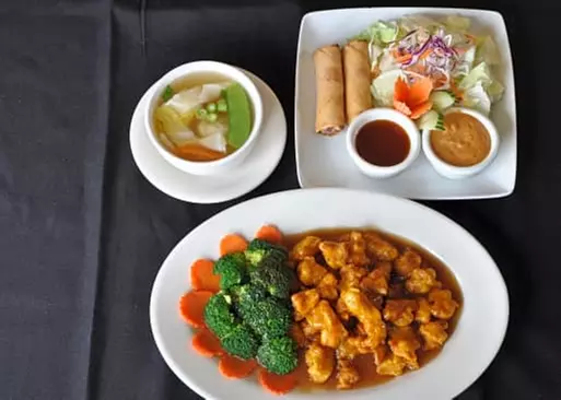 5% Cash Back at Sea Siam Thai Restaurant