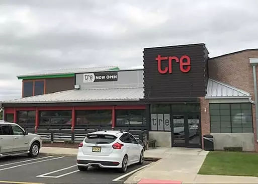 5% Cash Back at Tre Restaurant - Brick