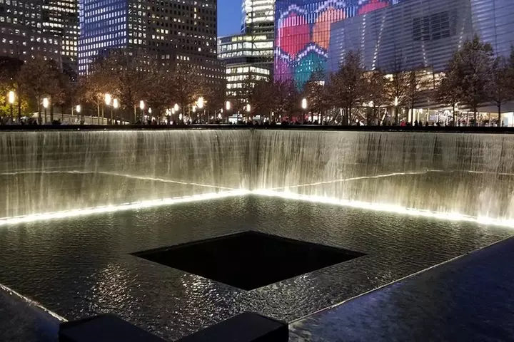 9/11 Memorial at World Trade Center and Financial District Walking ...