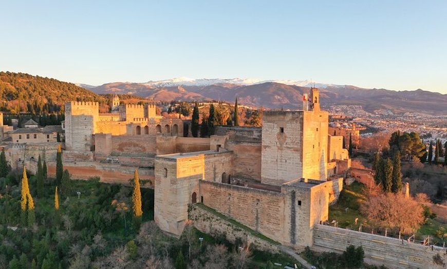 Image 13: Visita guiada a Alhambra y Generalife sin colas