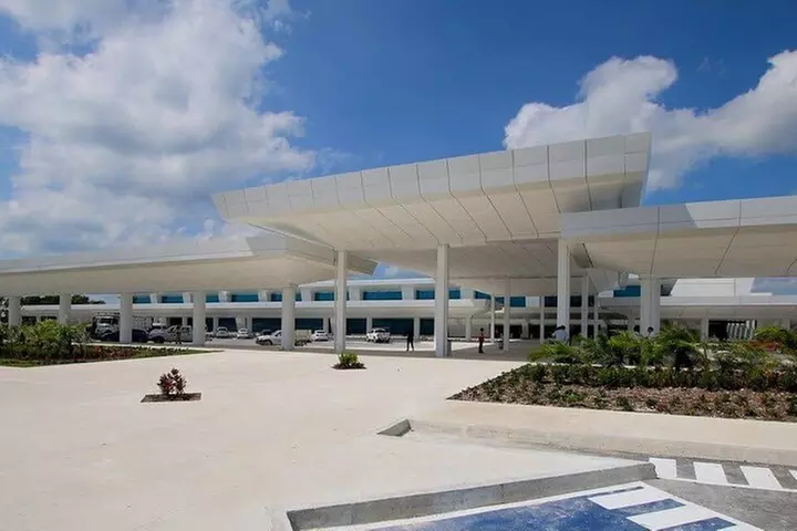 Cancun Airport Private Transportation to Tulum - Primary Image