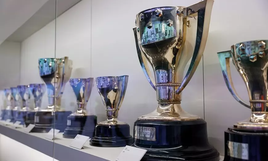 Image 4: Madrid: Santiago Bernabéu y Real Madrid Visita guiada