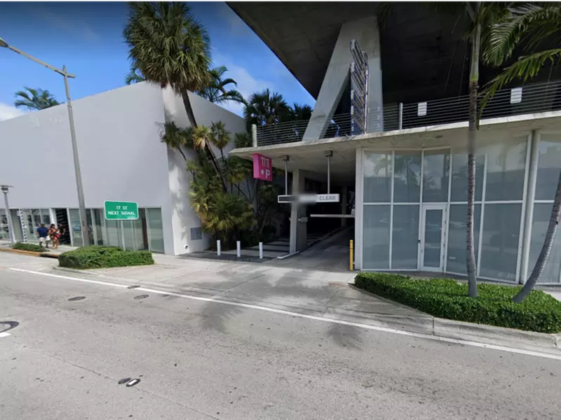 Parking at 1111 Lincoln Rd. Garage