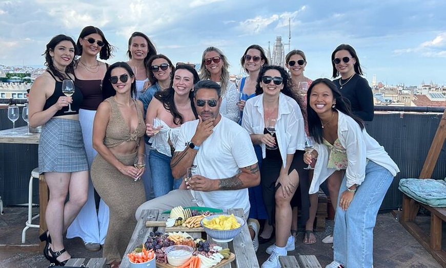 Image 2: Experiencia de cata de vinos en Barcelona Rooftop