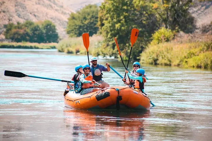 Deschutes River Full Day Whitewater Rafting Trip - Second Medium