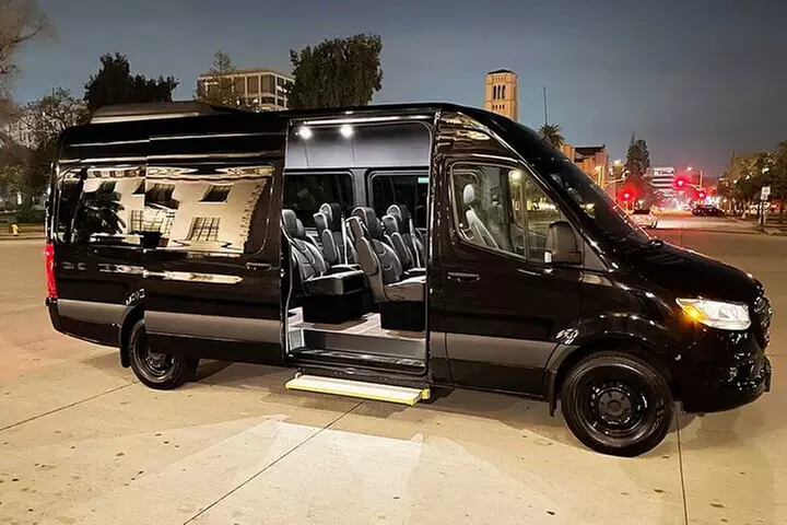 Arrival Baltimore Airport BWI to Baltimore by Private Vehicule
