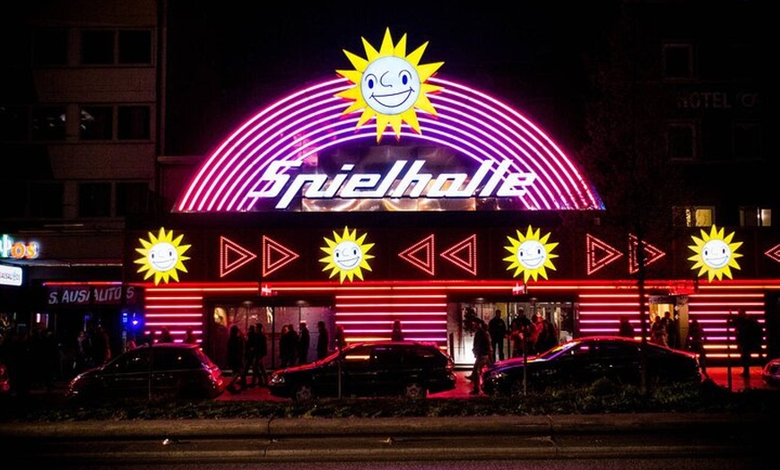 Image 7: Hamburg Private Reeperbahn-Führung