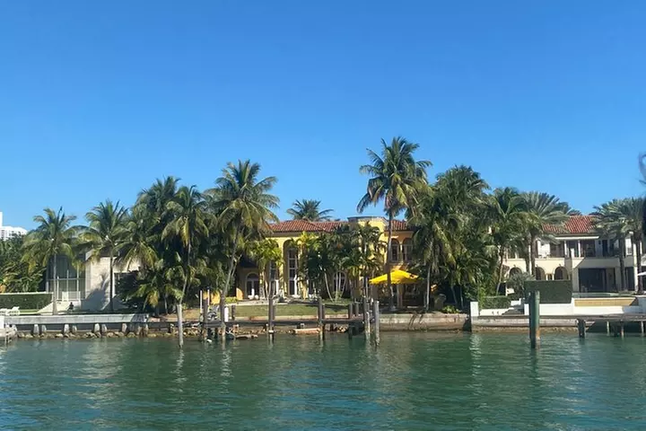Miami Skyline 75 Min Cruise Tour Biscayne Bay Millionaire Homes