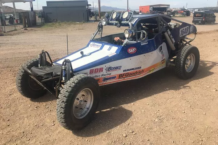 Off Road Racing: 7 Laps