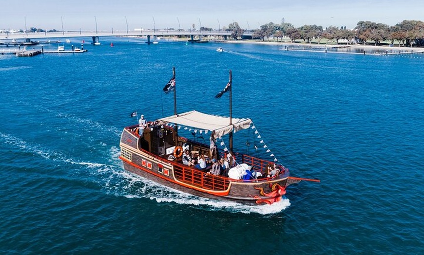 Image 6: Pirate Ship Lunch Cruise (1.5hr)