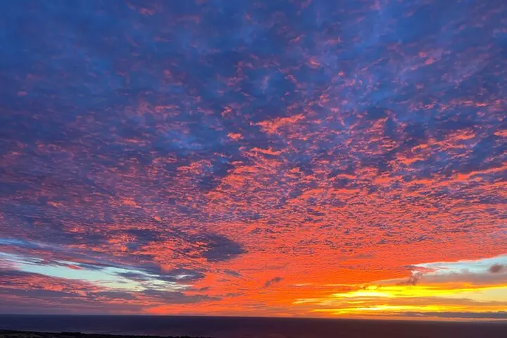Enjoy Sunset with a Fine Cigar in Hawi
