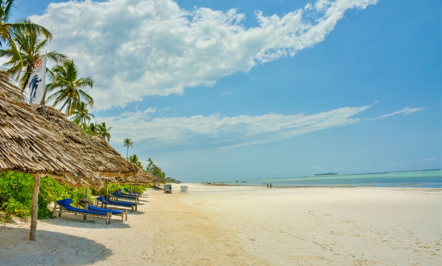 Image 14: ✈ ZANZIBAR | Spiaggia di Matemwe - Kena Beach Hotel 4* - Spiaggia d...