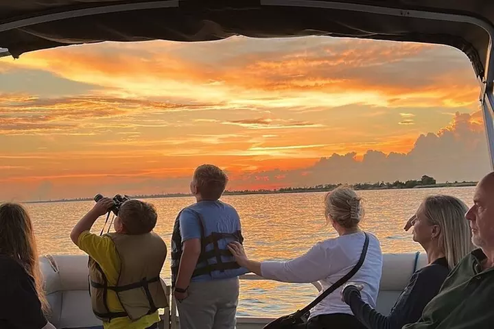 2-Hour Date Night and Sunset Cruise Near New Orleans