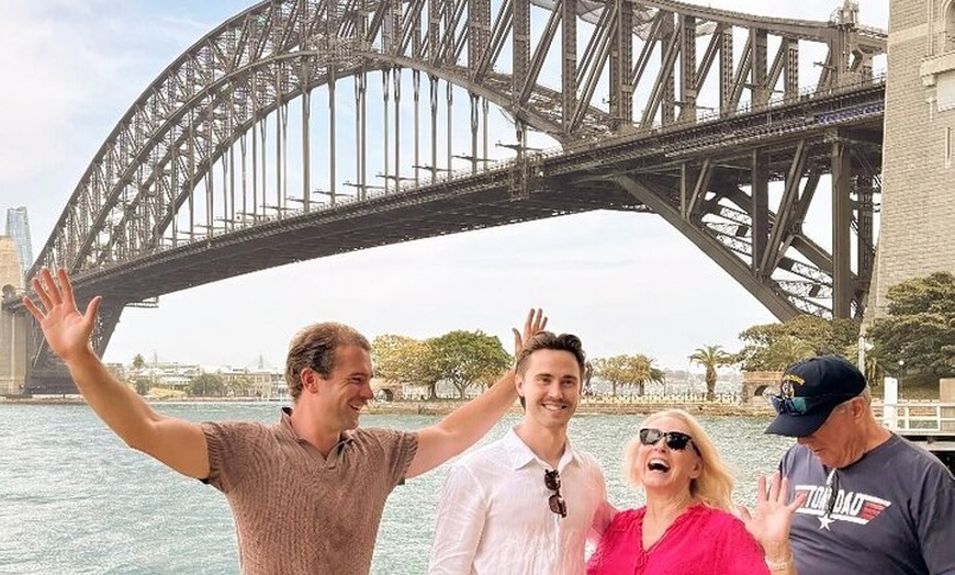 Image 2: Sydney Private Full-Day Tour: Opera House, Bondi Beach & Secrets