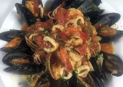5% Cash Back at Vaso's Kitchen