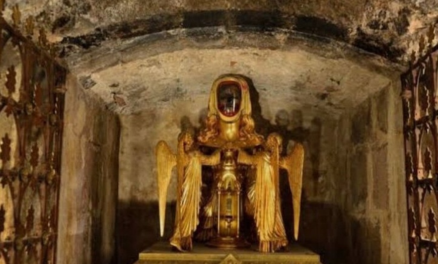 Image 13: Visite privée de la grotte Marie-Madeleine et de la basilique St Ma...