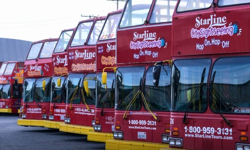 Image 17: Celebrity Homes Tour & Hop-on Hop-off Bus Package