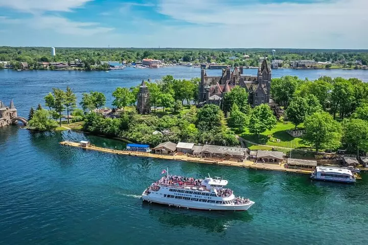 1-Hour 1000 Islands Cruise from Ivy Lea with views of Boldt Castle - Primary Image